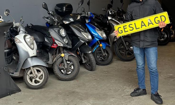 na het scooter theorie examen